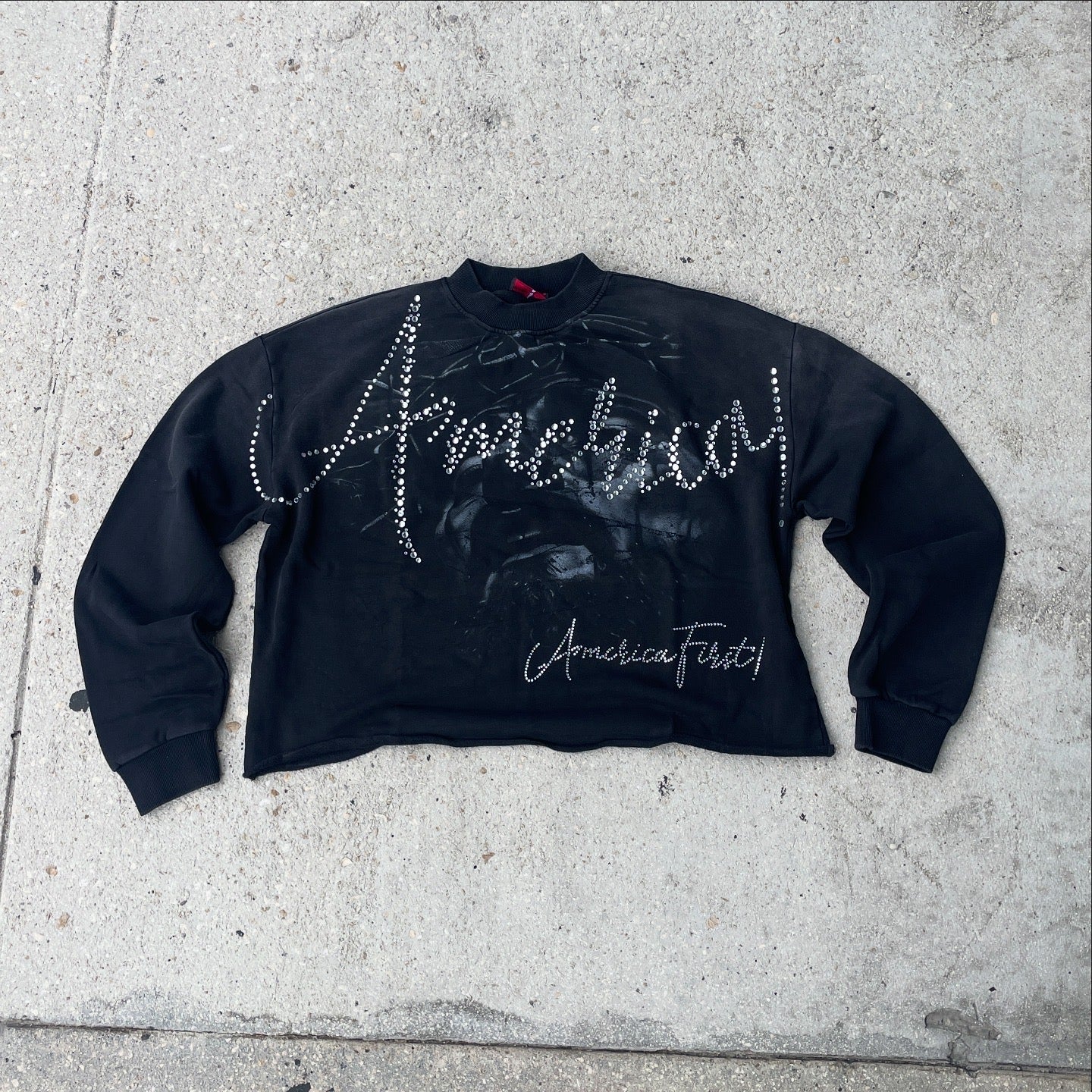 Hoodies & Crewnecks