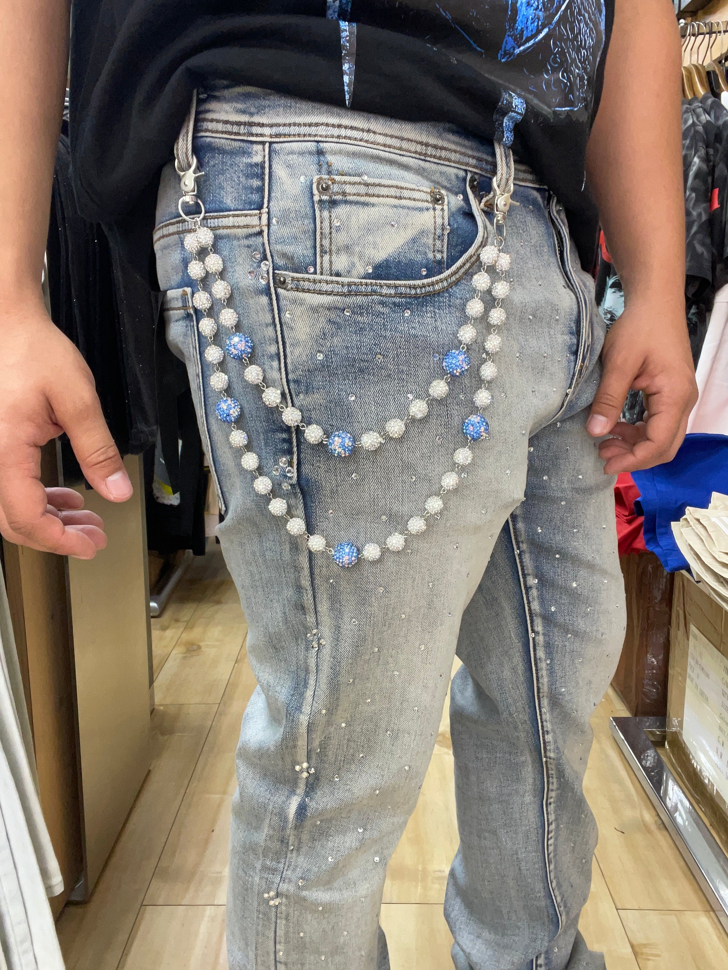 Dancing Pearls Jean Chain