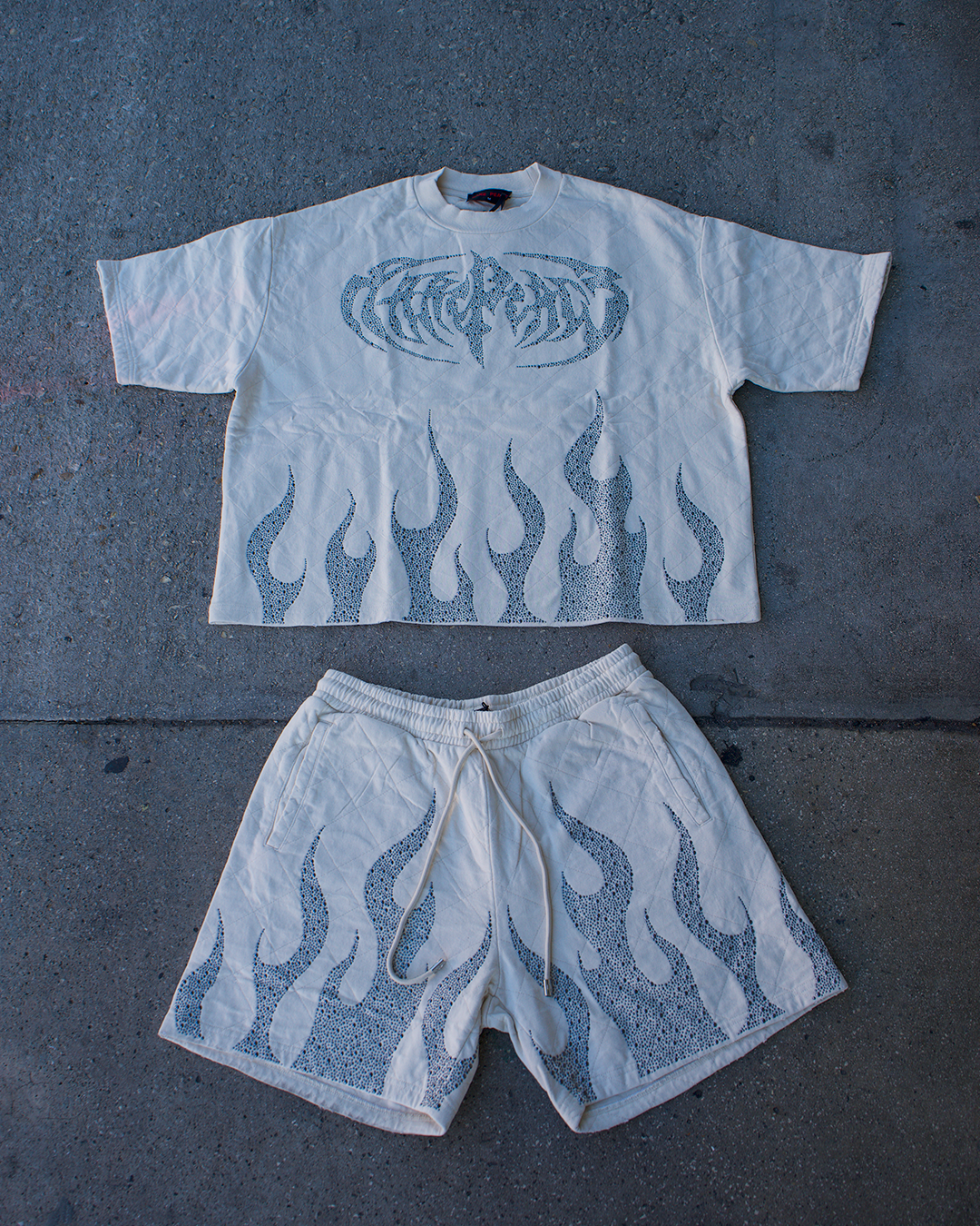 “Glacier Flame Set” Creme