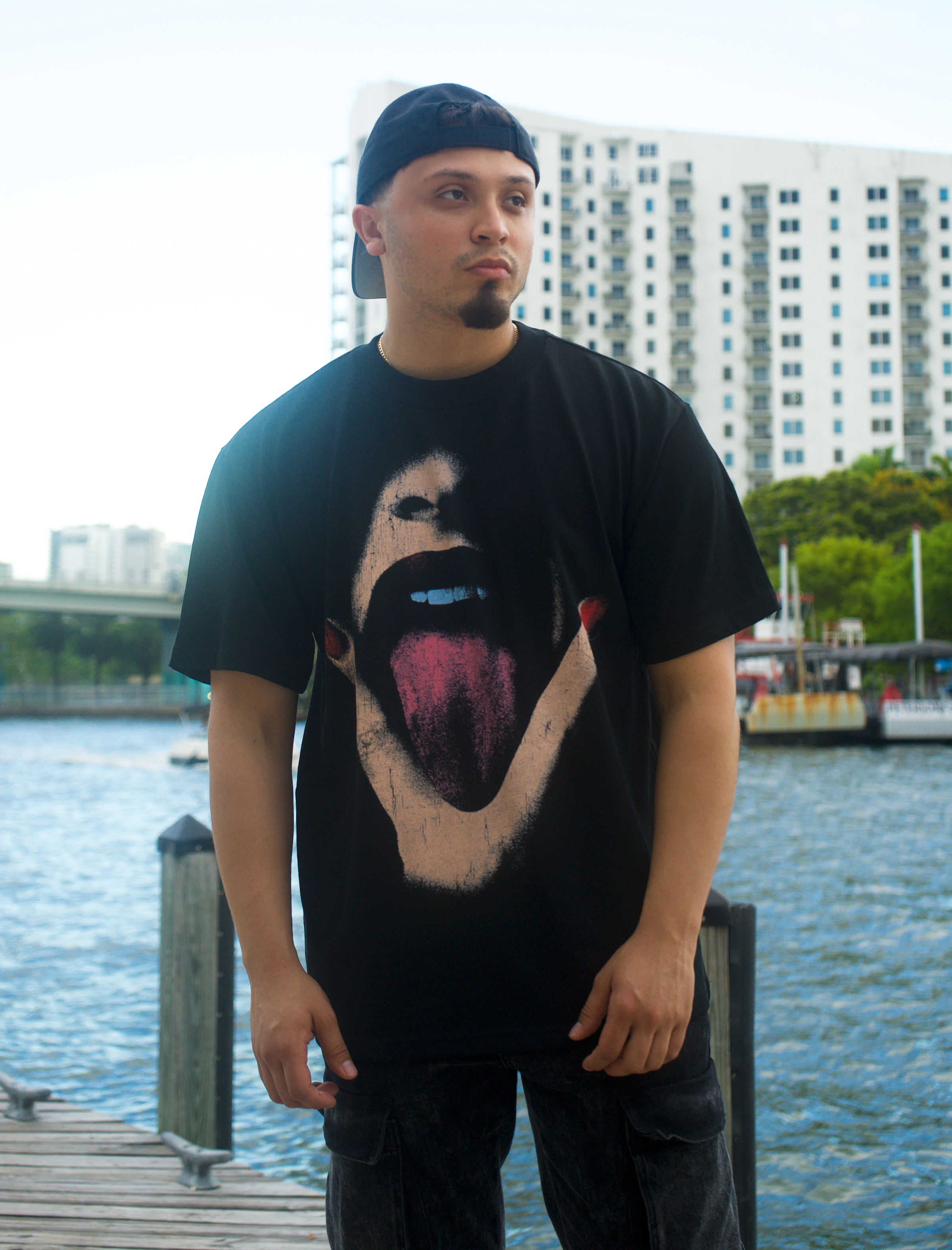 Desires Oversized Tee (Black)