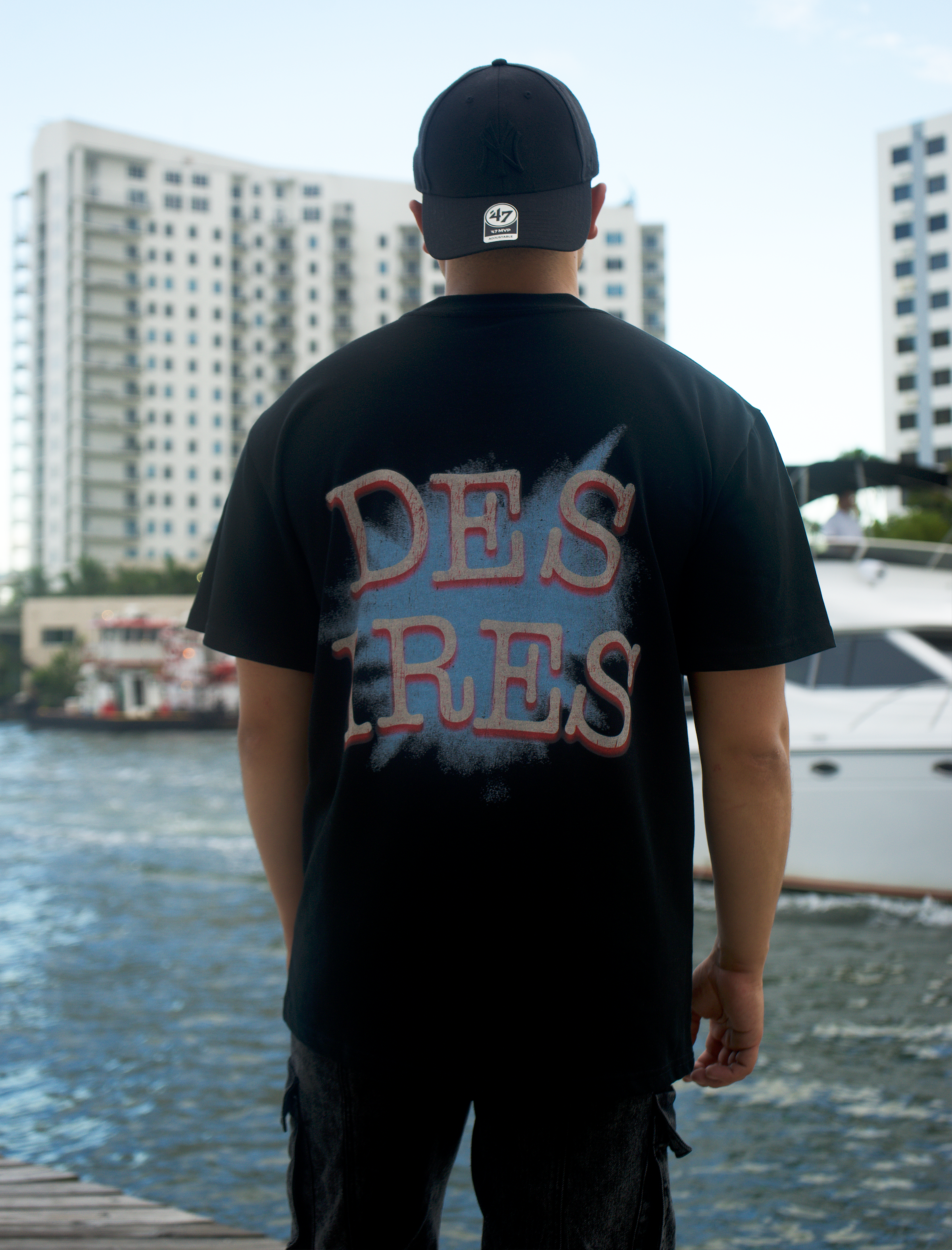 Desires Oversized Tee (Black)