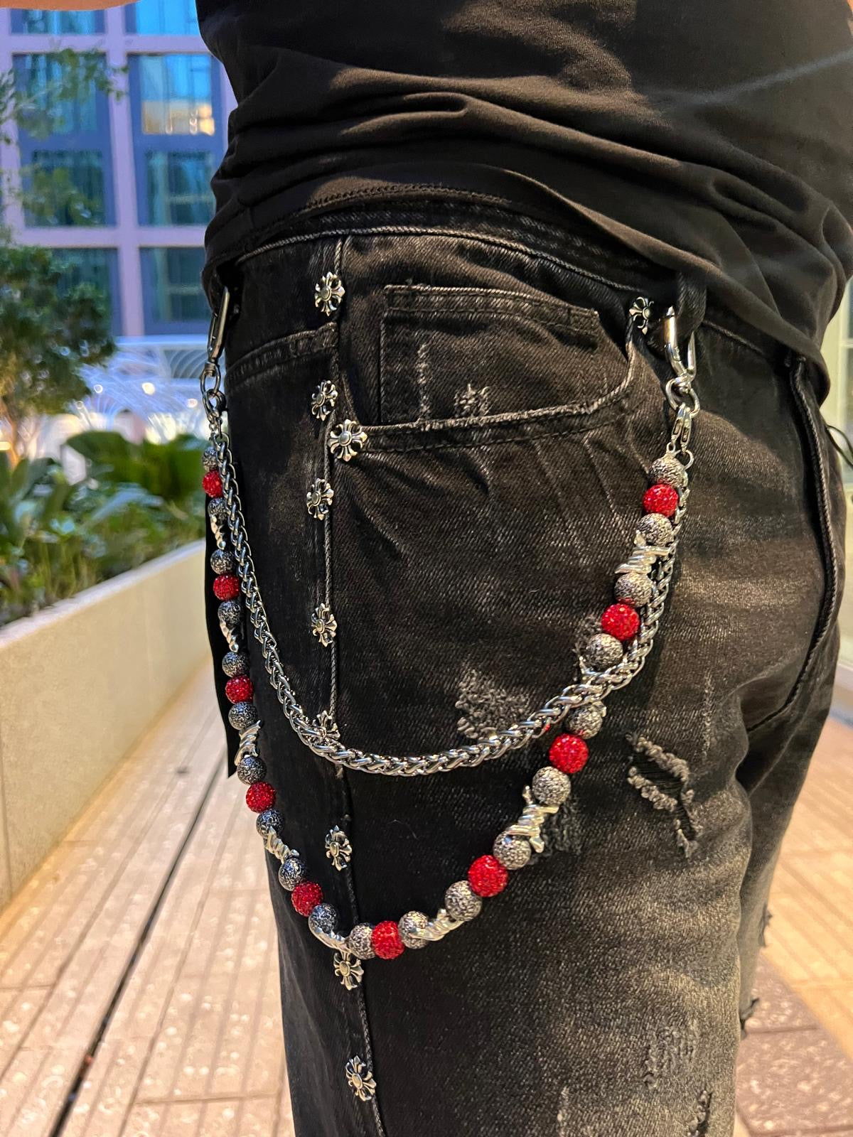 Crimson Relic Chain – Silver/Red