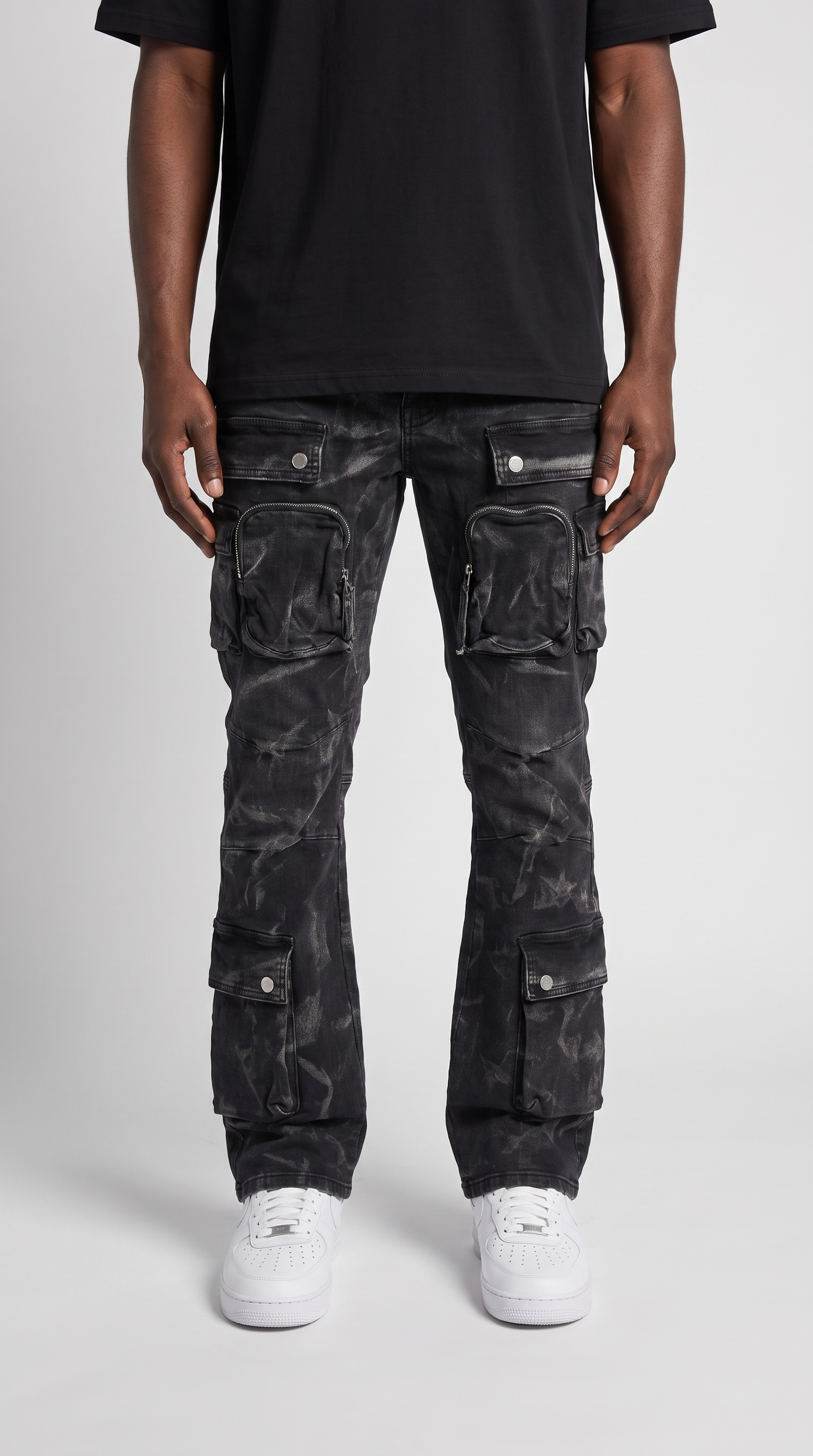 Phantom Utility Cargo Jeans – Black